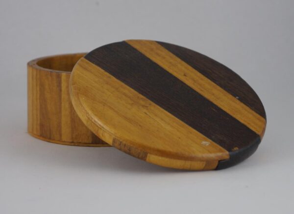 Wood stained round box